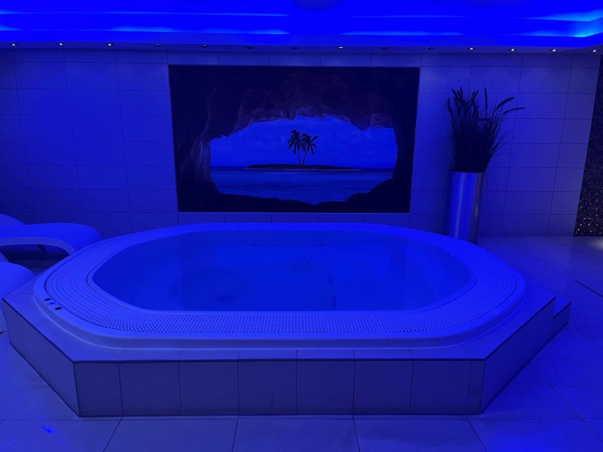 Mercure Hotel Brussels Centre Midi Saint-Gilles Экстерьер фото