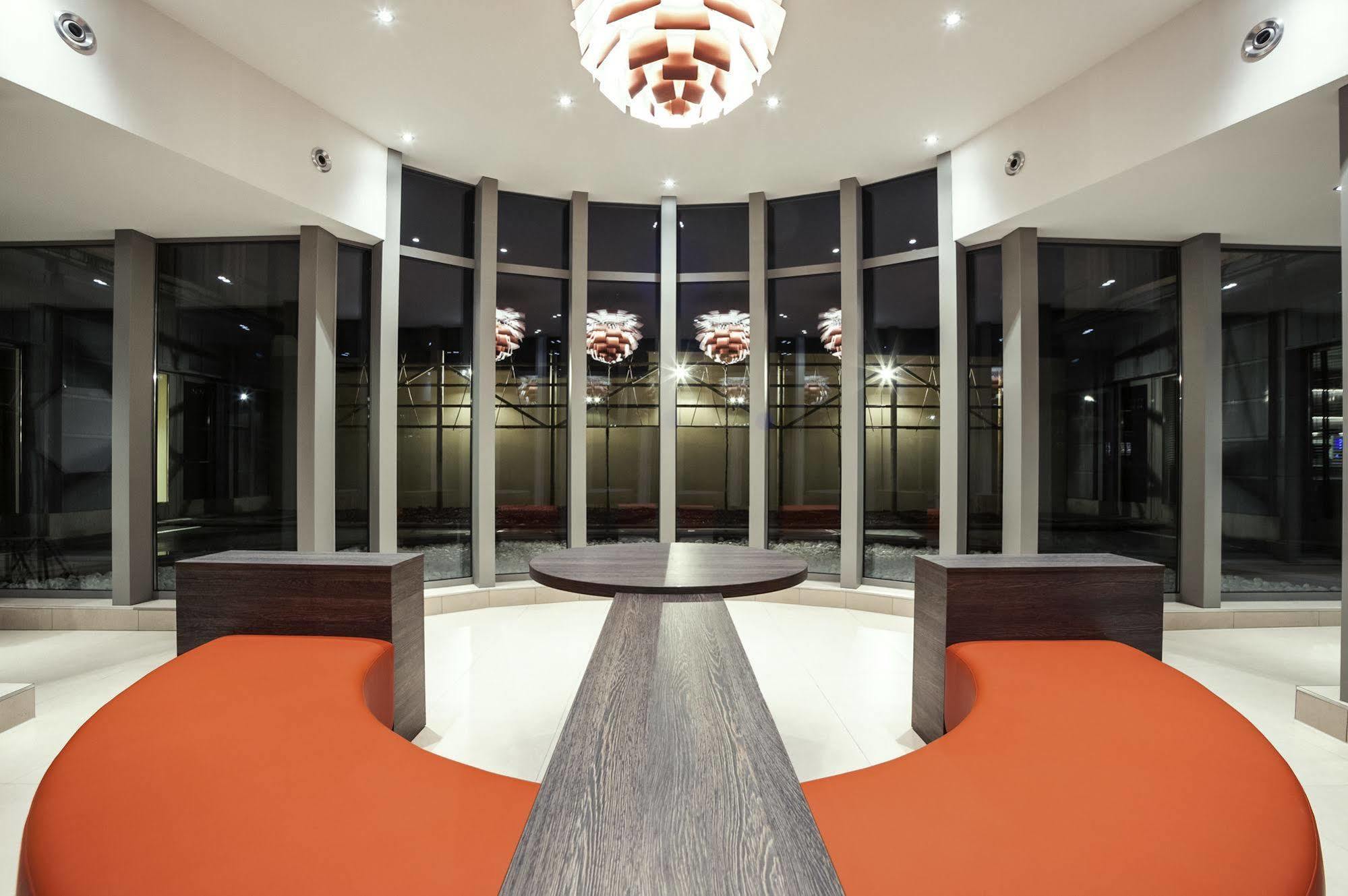 Mercure Hotel Brussels Centre Midi Saint-Gilles Экстерьер фото