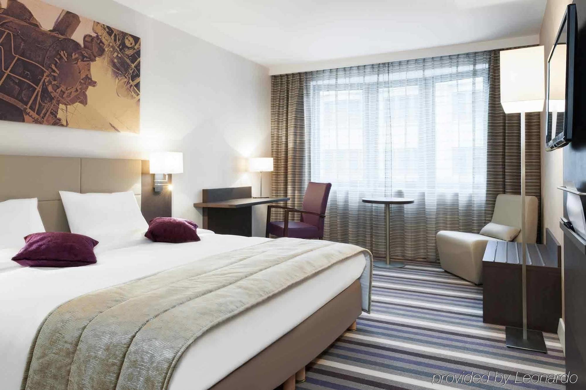 Mercure Hotel Brussels Centre Midi Saint-Gilles Экстерьер фото